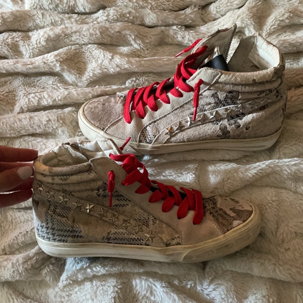 Steve Madden high top sneakers